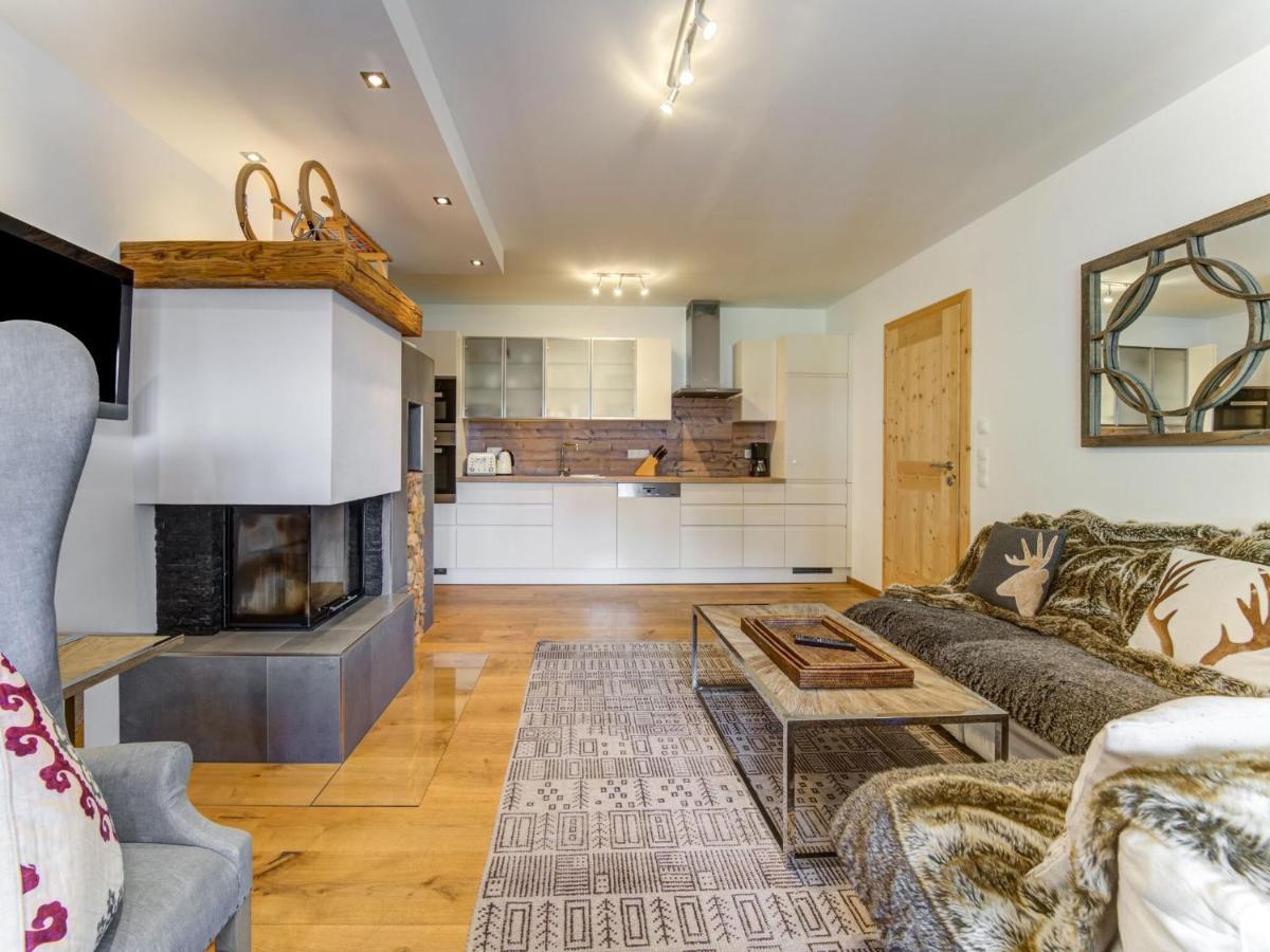 Dreany Apartment Right Next To The Cable Cars Hollersbach im Pinzgau Bagian luar foto