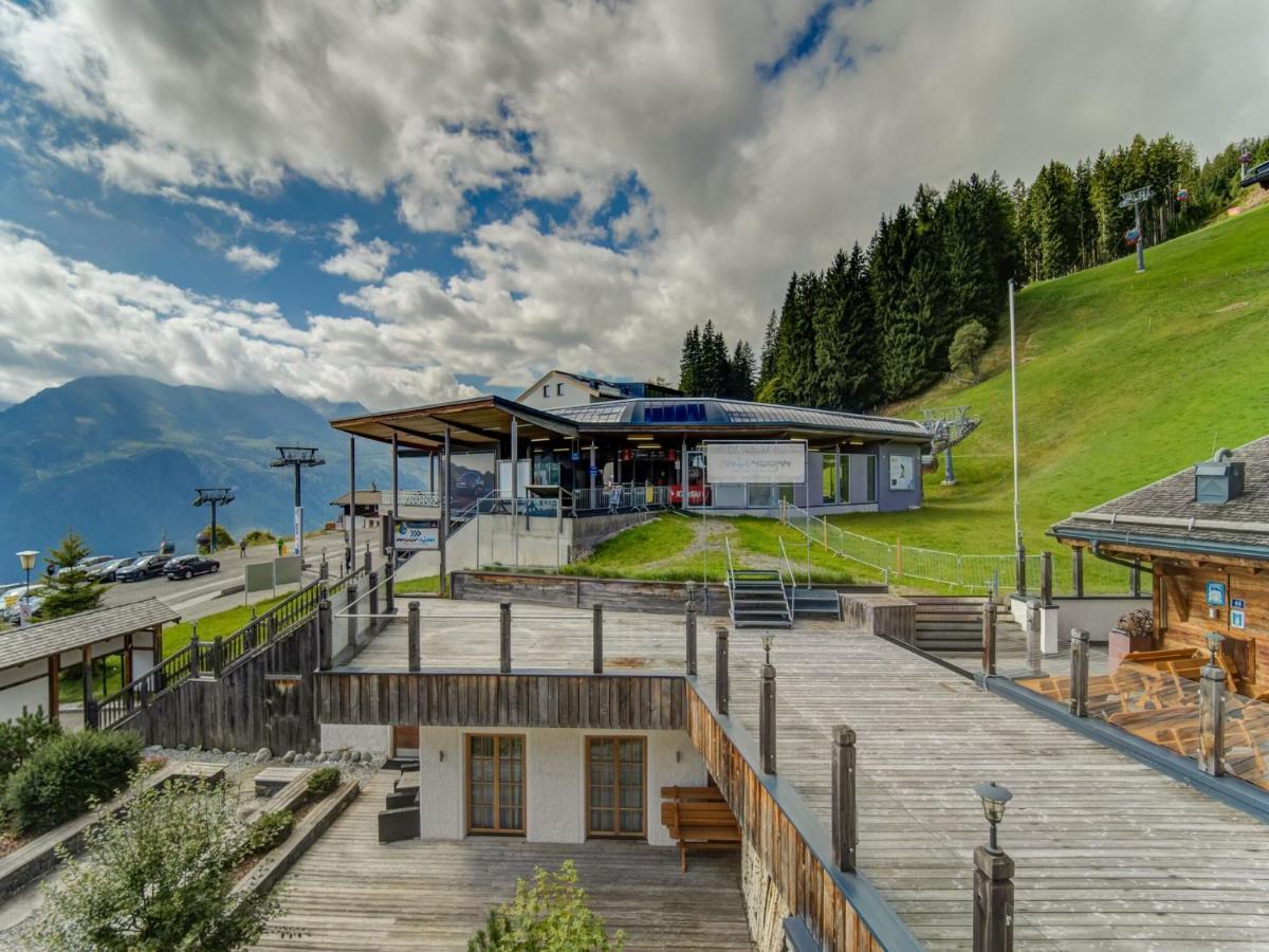 Dreany Apartment Right Next To The Cable Cars Hollersbach im Pinzgau Bagian luar foto