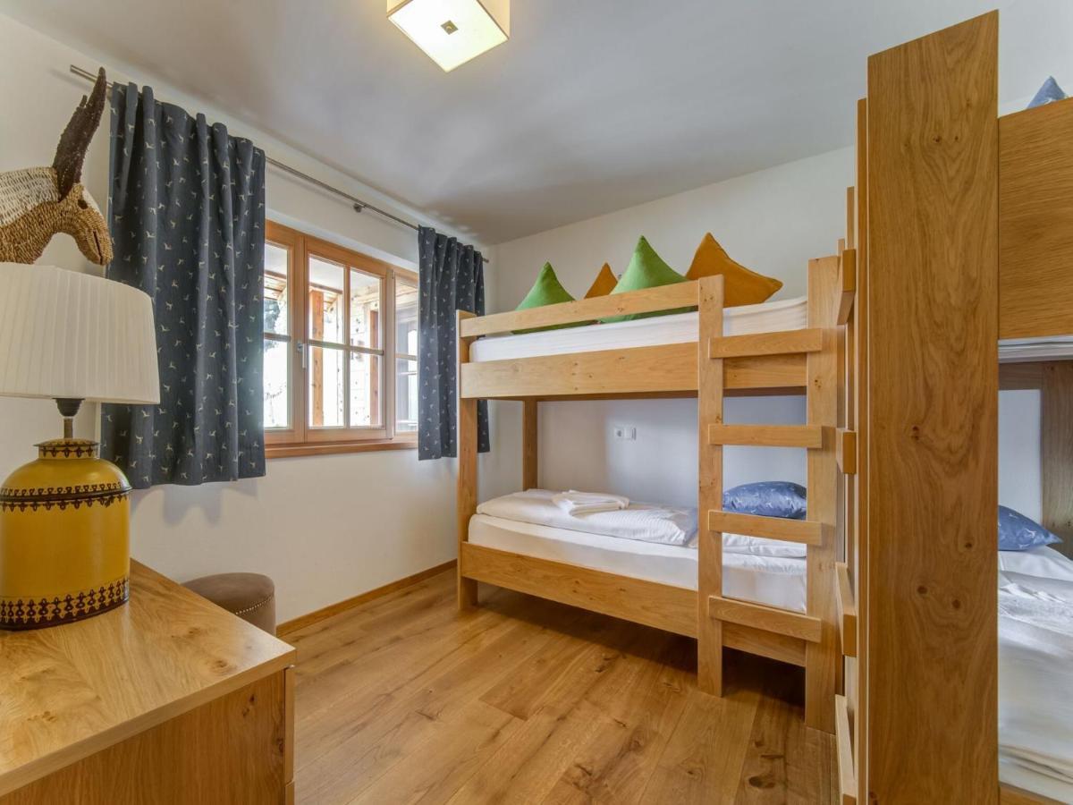 Dreany Apartment Right Next To The Cable Cars Hollersbach im Pinzgau Bagian luar foto